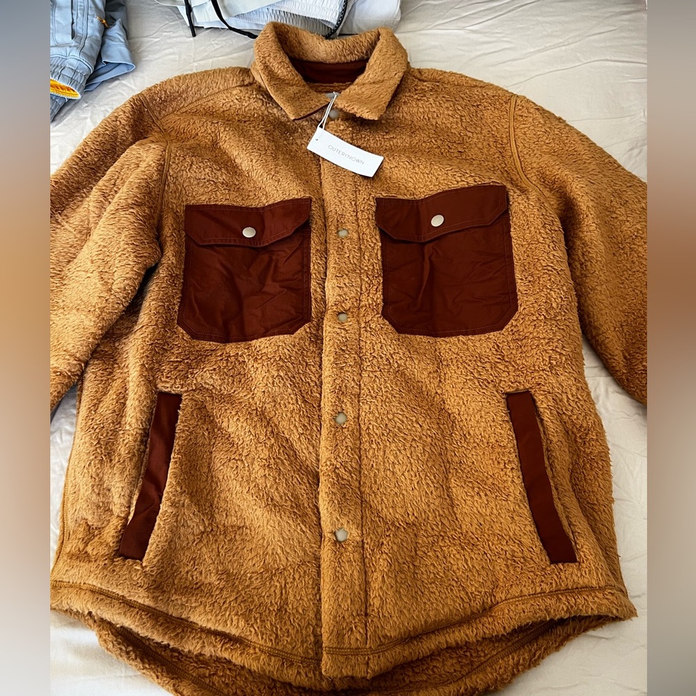 New OUTERKNOWN Skyline Sherpa Fleece Shacket Shirt Jacket in Curry Brown Size L